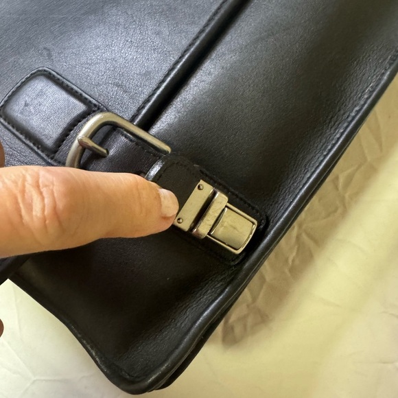 Coach Black Leather Briefcase with Flap-Over Design with shoulder strap B12-5310 - Picture 6 of 15